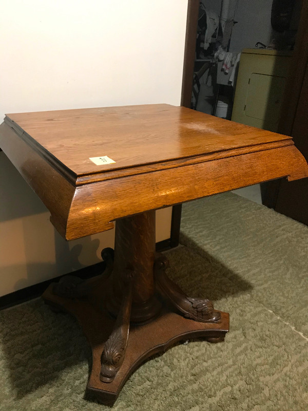 Antique table in Other Tables in Thunder Bay