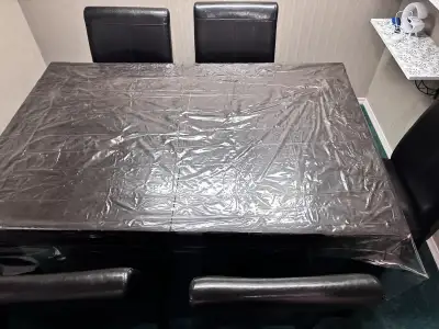 Dining Table with 6 Chairs for Sale Gently used dining set in great condition. The table is sturdy,...