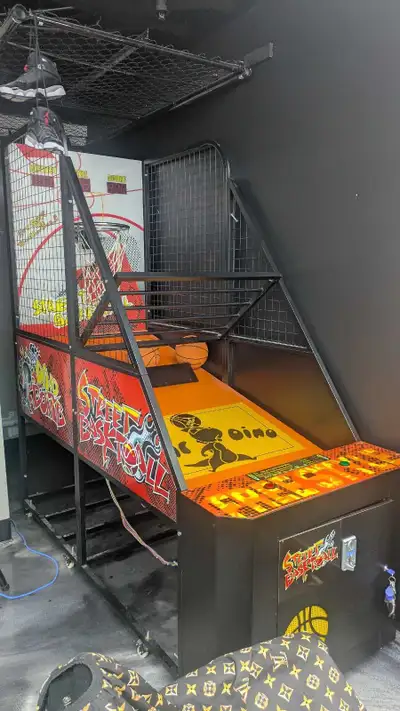 Machine d'arcade basketball avec monayeur, View more