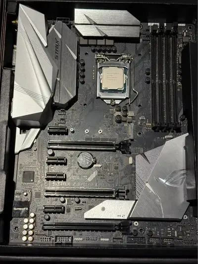 ASUS ROG STRIX Z370-E Motherboard + Intel Core i5-8600K CPU, View more