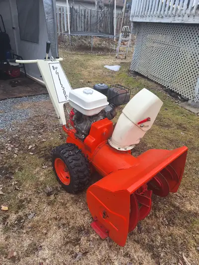 GILSON 8hp Honda snowblower, View more