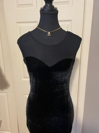 Cocktail dress, easel black velvet, size medium