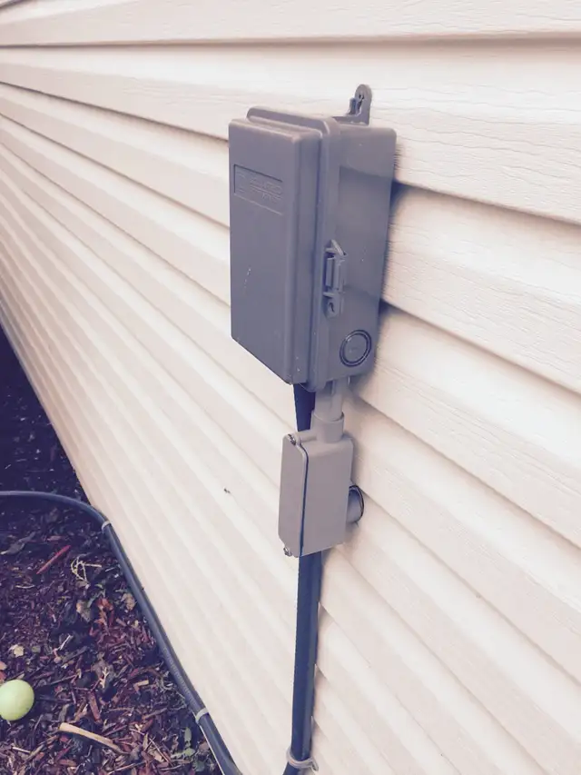Electrician65198306502147126