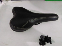 New bicycle seat with mounting clamp