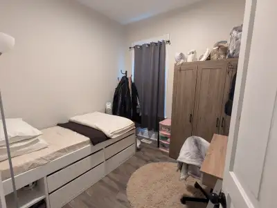 4 Beds 2 Baths - House 207 Riverside Dr, London, ON N6H 1E5, Canada Summer Sublet – 4-Bedroom House...