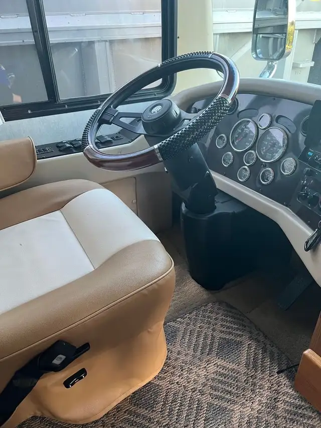 2005 Holiday Rambler Ambassador RV in RVs & Motorhomes in Delta/Surrey/Langley - Image 11
