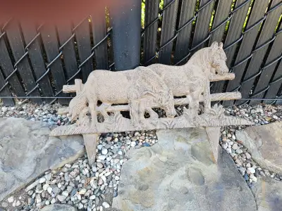 Horses in a paddock theme , solid cast iron . Measures 18''L x 7''W . A great little accent decor fo...