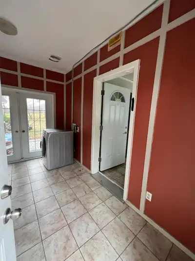 2-Bedroom Ground-Level Unit for Rent – Fully Independent ✨ Location: 15243 Highway 50, Bolton ✔ Grou...