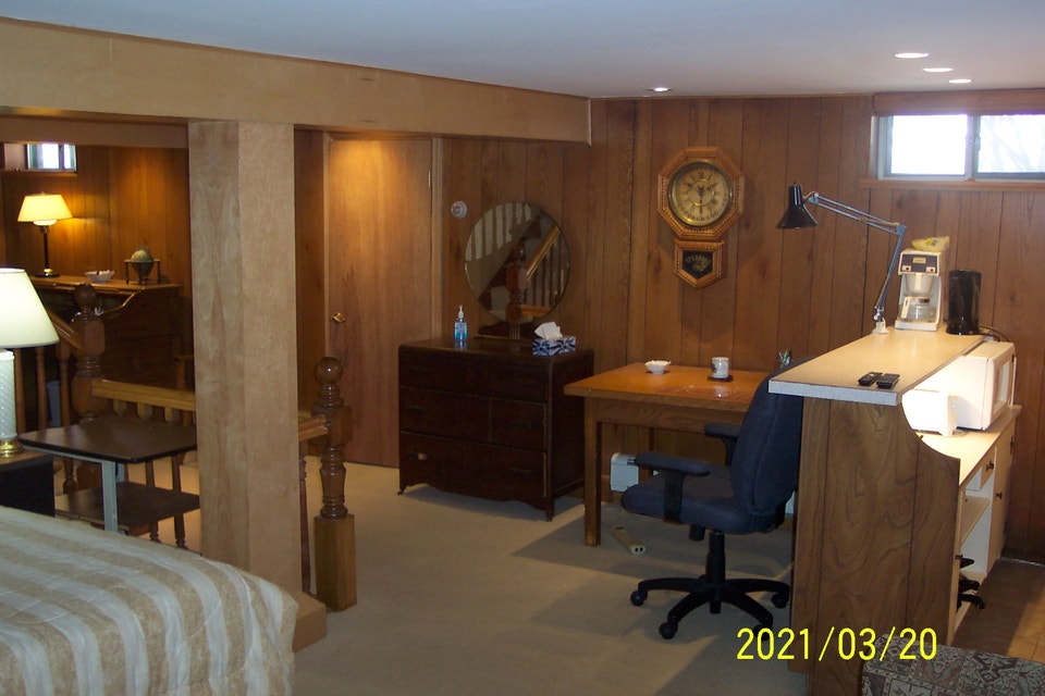 STUDIO Luxury Suite-SOUTHEND  HFX  starting January 1 5