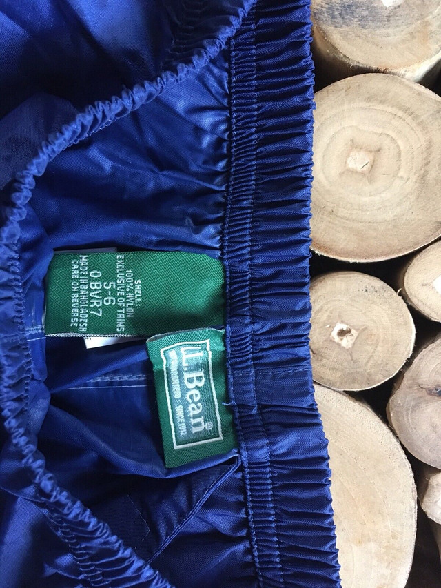LLBEAN kids Discovery rain pants. (Size 5-6) in Clothing - 5T in Ottawa - Image 2