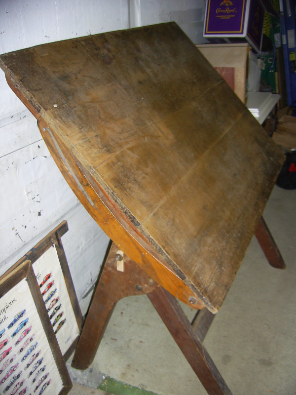 vintage drafting/drawing table in Arts & Collectibles in Edmonton - Image 3