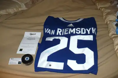 James van Riemsdyk signed items-read ad, View more
