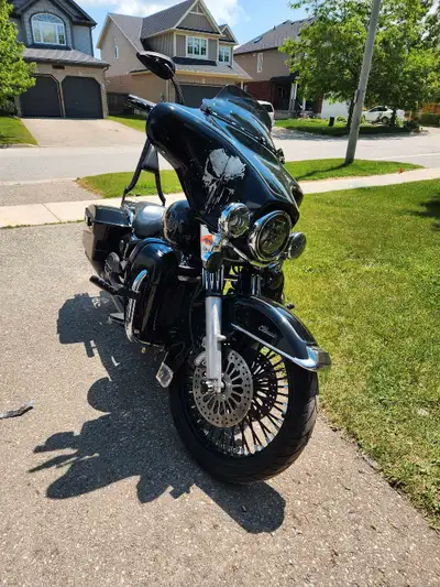 2004 harley davidson electra glide. Motor ia a 88 carb, has decompression heads, gear or gear oil pu...