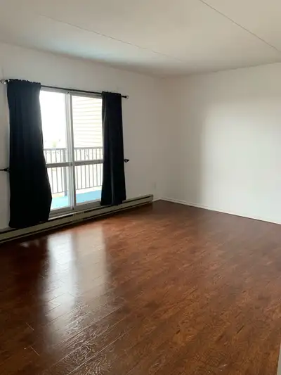 2 bed 1 bath suite for rent