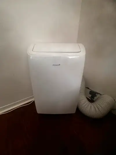 Air climatisé portable 10 000 BTU  400$, View more
