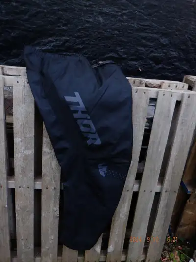 Excellent Minimal Pants, Never Worn. $60 firm please.