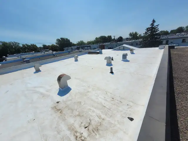 NORTH SHORE LAVAL CLIENT 500$ ROOF PATCH DISCOUNT LEAK62863218739586121