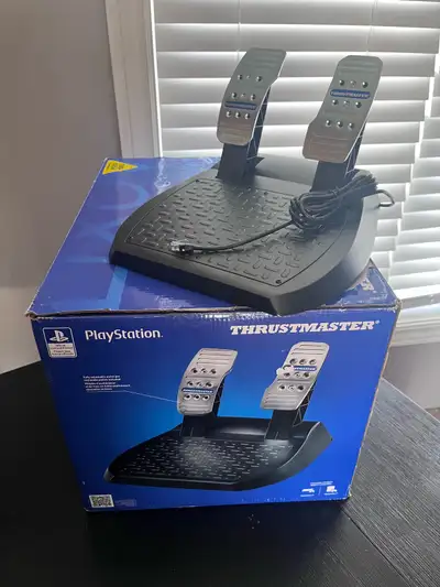 Original Thrustmaster 2-pedal set that came with my T300RS. Fully working and in excellent condition...
