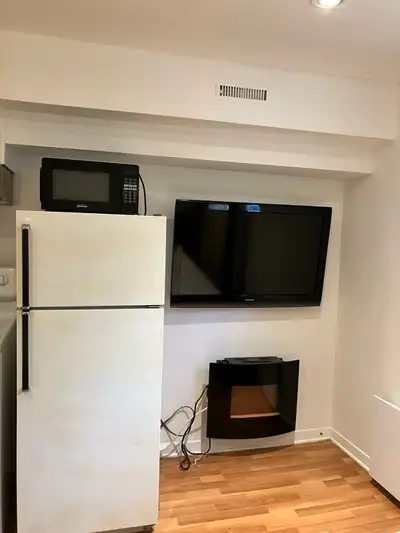 studio à louer avec espace partagé (douche et couloir)
