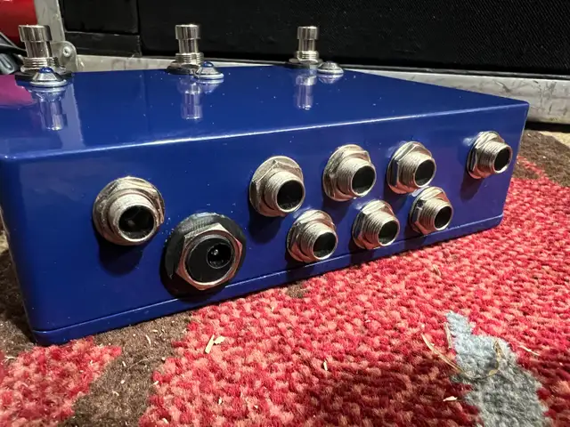 Guitar Loop Switcher (Custom Available) in Amps & Pedals in Kingston - Image 3