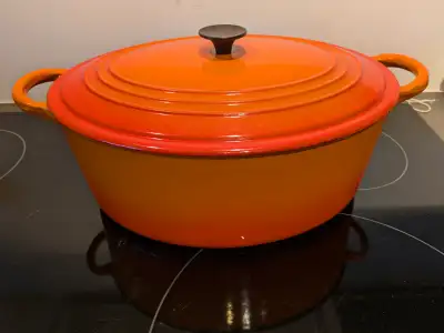 https://www.etsy.com/ca/listing/1613227779/le-creuset-france-26-flame-orange?ref=sold_out-1&sts=1&lo...