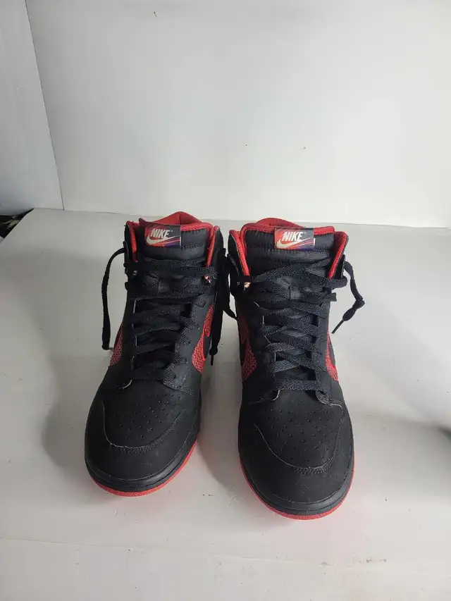 Nike Dunk Hig Retro Black Red Bred Men Size 8.5 Shoes 317982-055 in Men's Shoes in Oakville / Halton Region - Image 2