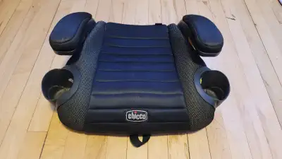 Chicco backless booster seat in great condition. $40 firm.
