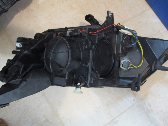 Chev Impala - Headlight Rh in Auto Body Parts in Edmonton - Image 2