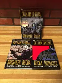 COLLECTABLE GRAPHIC NOVELS-GOTHAM CENTRAL-3 IN TOTAL