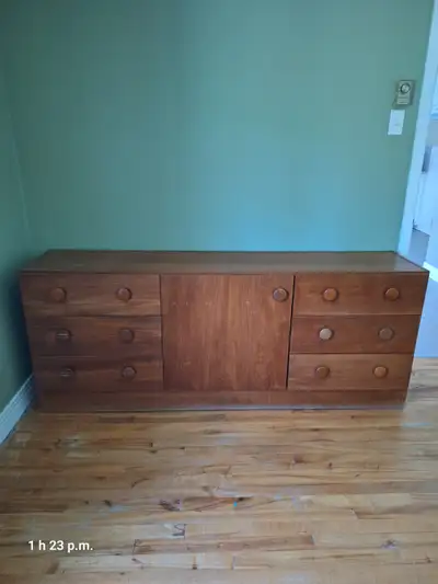 Commode en bois, View more