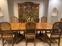 Beautiful Dining Room Table with Hutch
