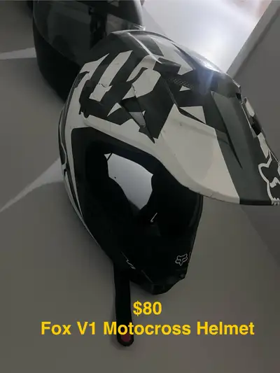 Gently used Asking $80 Please message for pickup address