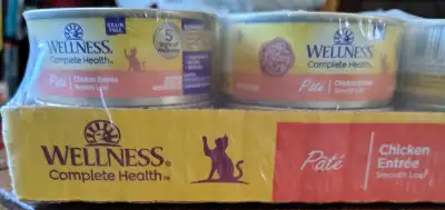 Wellness Complete Health Chicken Entree Smooth Pate for Cats, View more