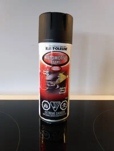Rust-Oleum Automotive Enamel - Ideal for Touch Up - Semi Gloss - Unused $10.00 Message me if your in...
