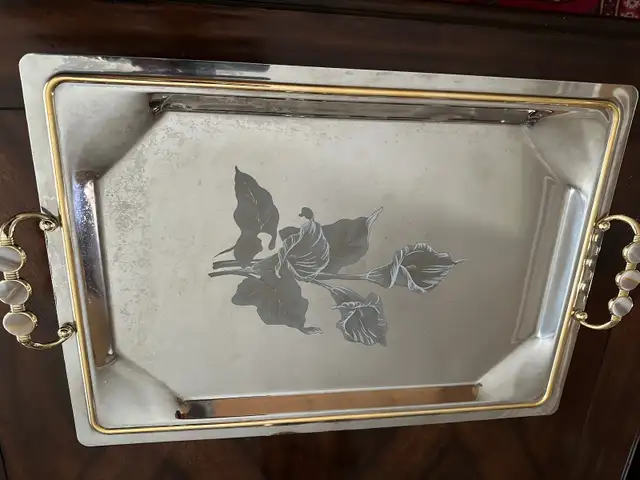 MGM Inox Serving Tray in Kitchen & Dining Wares in City of Montréal - Image 2