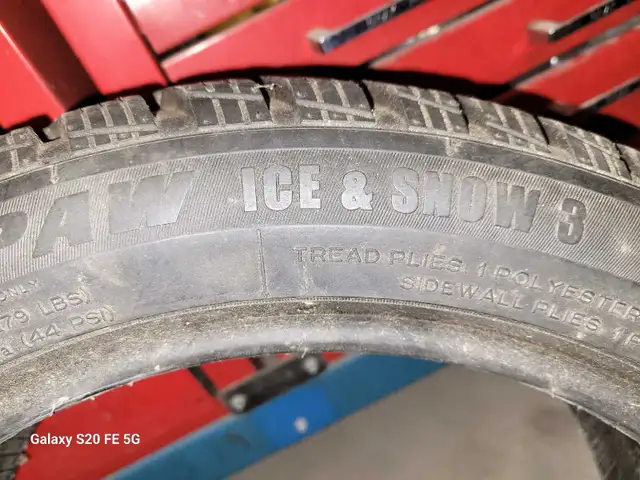 Uniroyal Tiger Paw Ice & Snow in Tires & Rims in Kingston - Image 4