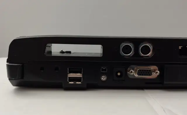 TOSHIBA ADVANCED PORT REPLICATOR II PA3082U-2PRP DOCKING STATION in Laptop Accessories in Laval / North Shore - Image 5