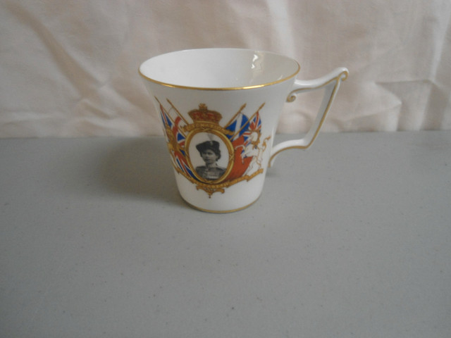 Queen Mug in Arts & Collectibles in Fredericton