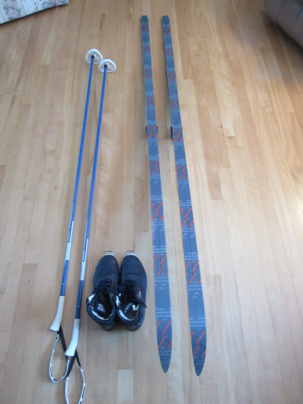 CROSS COUNTRY SKIS; POLES; BOOTS in Ski in Moncton - Image 2