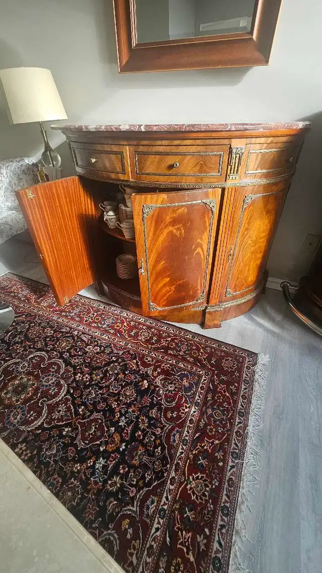 Antique French Style Half Moon Buffet in Hutches & Display Cabinets in Markham / York Region - Image 5