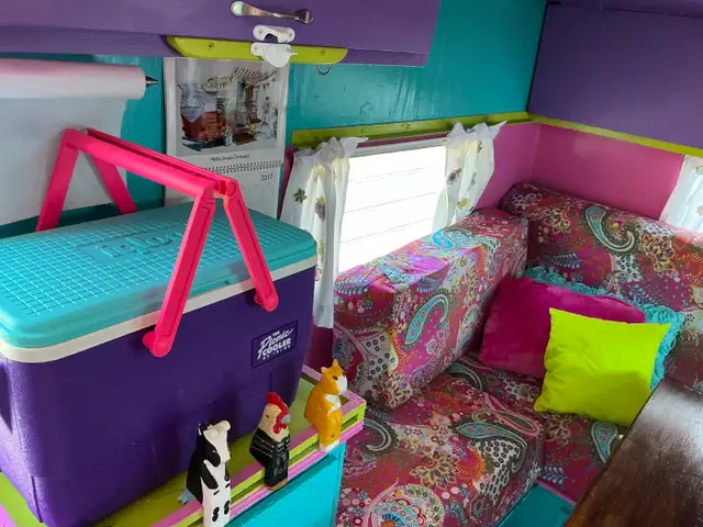 Early 60’s Shasta Camper in Travel Trailers & Campers in Fredericton - Image 7