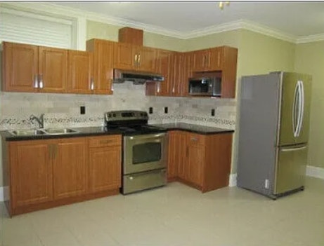 Oakridge - 2 Bedroom Basement - October 1 2026 3