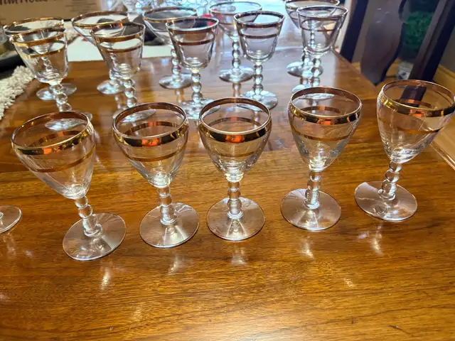 Wine Glasses 65596947394433120