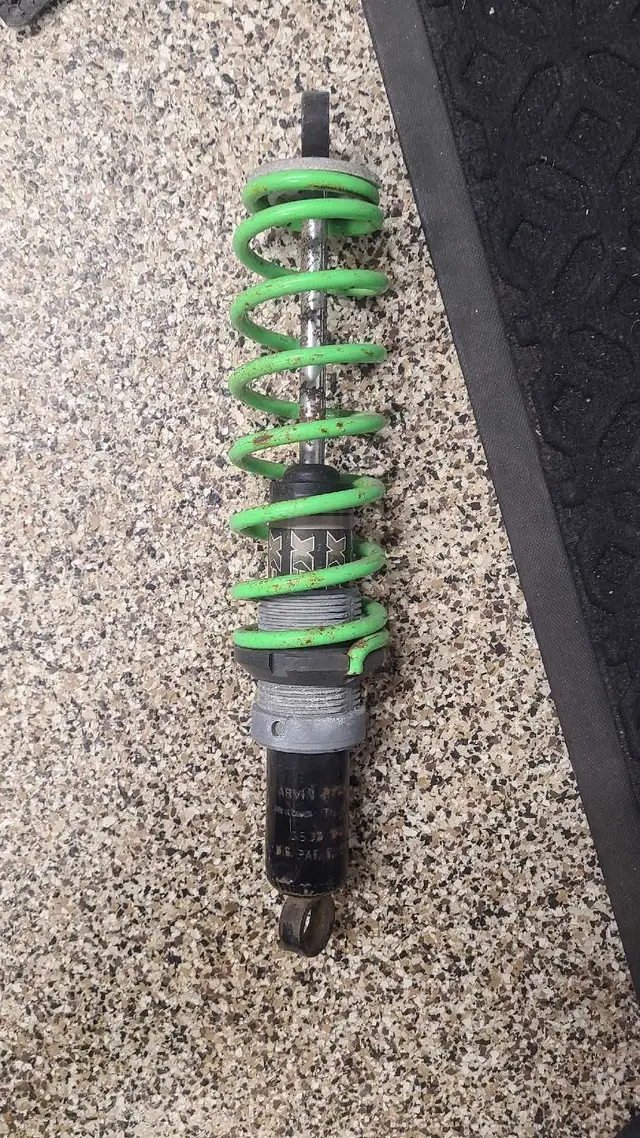 Various 1995-1998 Arctic Cat ZRT Parts in Snowmobiles Parts, Trailers & Accessories in Edmonton - Image 6