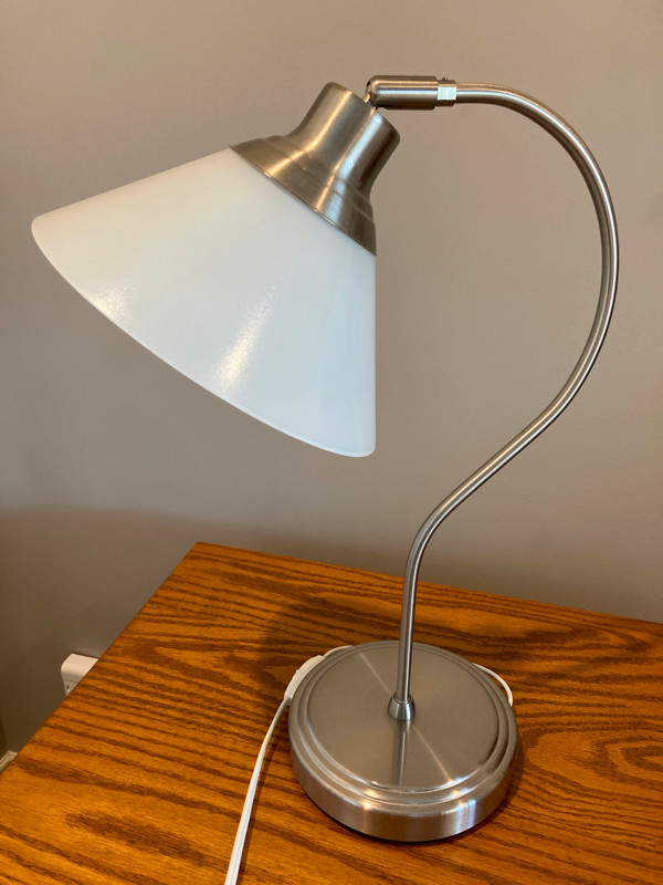Table Lamp in Indoor Lighting & Fans in Calgary - Image 2
