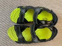 Kids Sandals, size 4