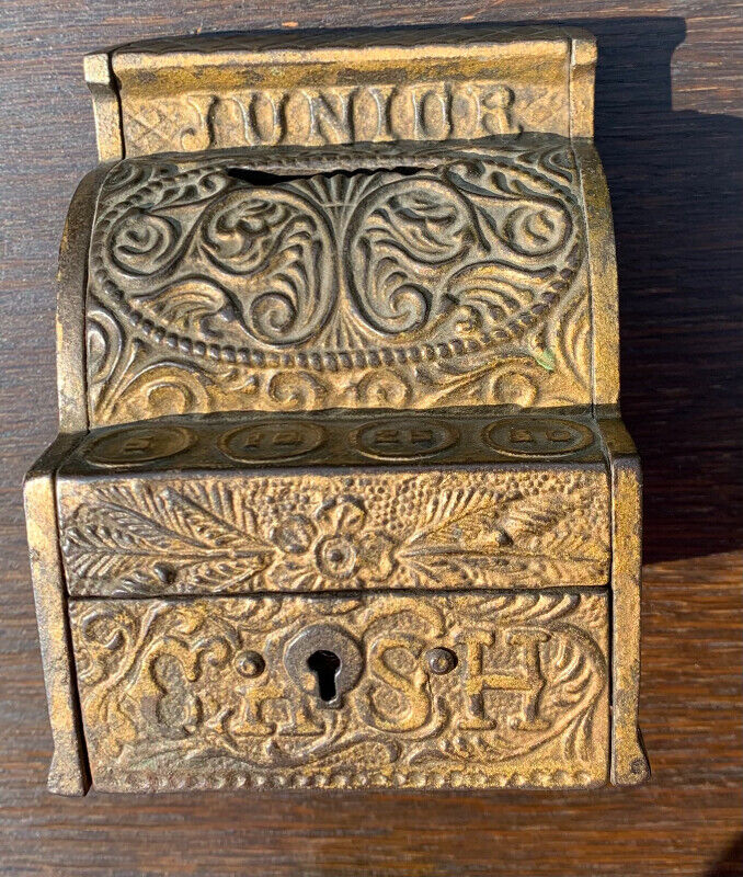 Cast Iron Bank / Cash Register, “Junior”, by J & E Stevens Co. Arts
