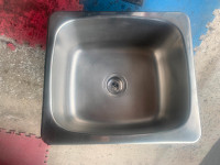 Drop-in Single Bowl 20-in x 20-in x 10-in Stainless Steel Sink