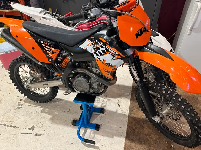 2007 KTM 450 SXF dirt bike motorcycle in Dirt Bikes & Motocross in Winnipeg - Image 2