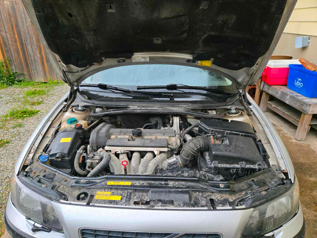 2001 Volvo S60 in Cars & Trucks in Sarnia - Image 4